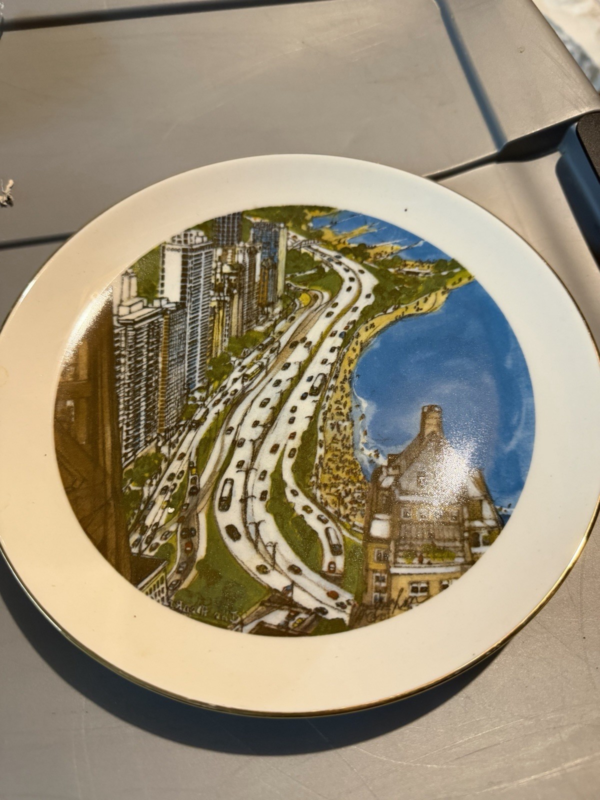 1981 Franklin McMahon Chicago Outer Drive Collector Plate Continental Bank 1981 Franklin McMahon Chicago Outer Drive Collector Plate Continental Bank
