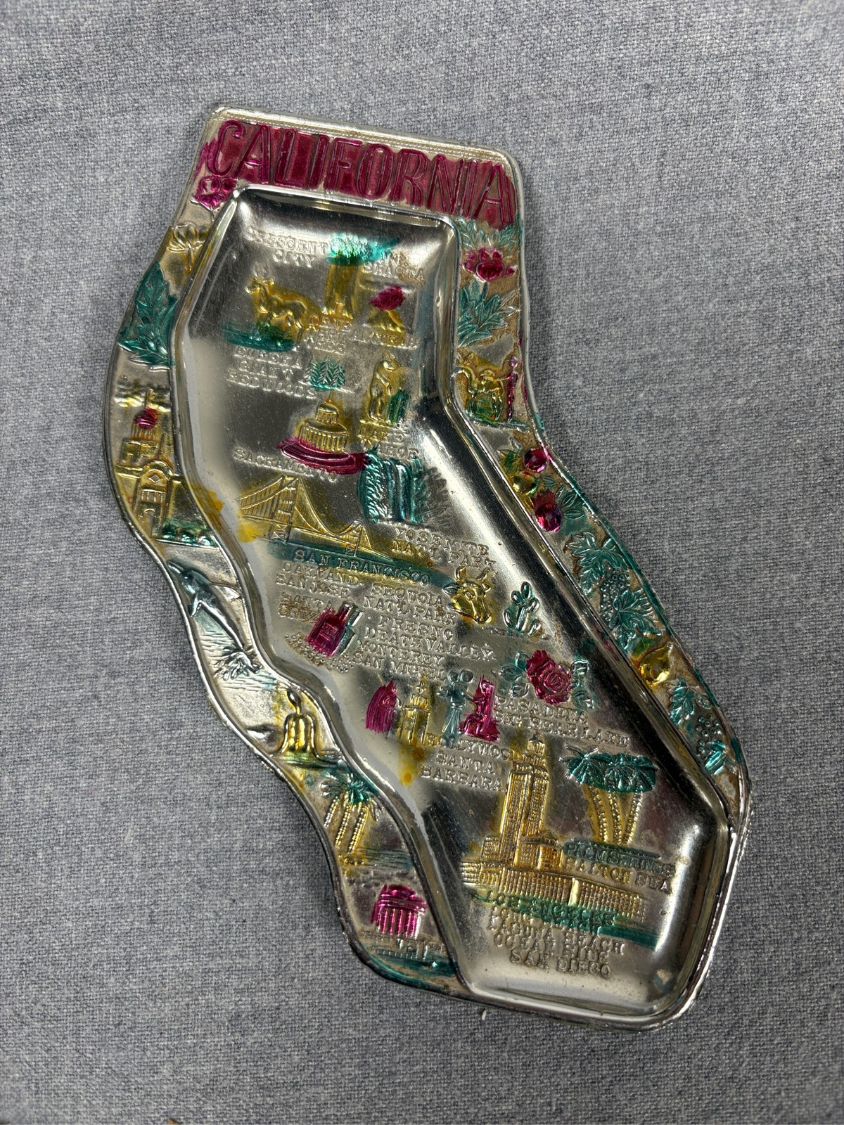 Vintage California State Shaped Metal Souvenir Ashtray Trinket Dish Japan