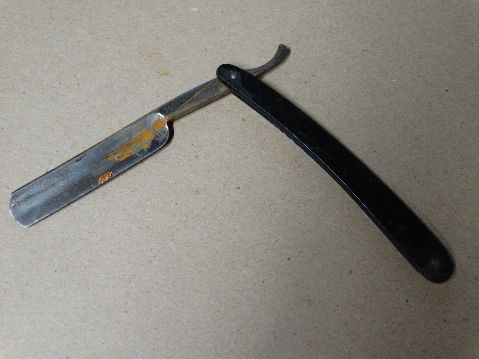 Antique Gebruder Ziegler Bergzabern Pfalz. Germany No. 145 Straight Razor