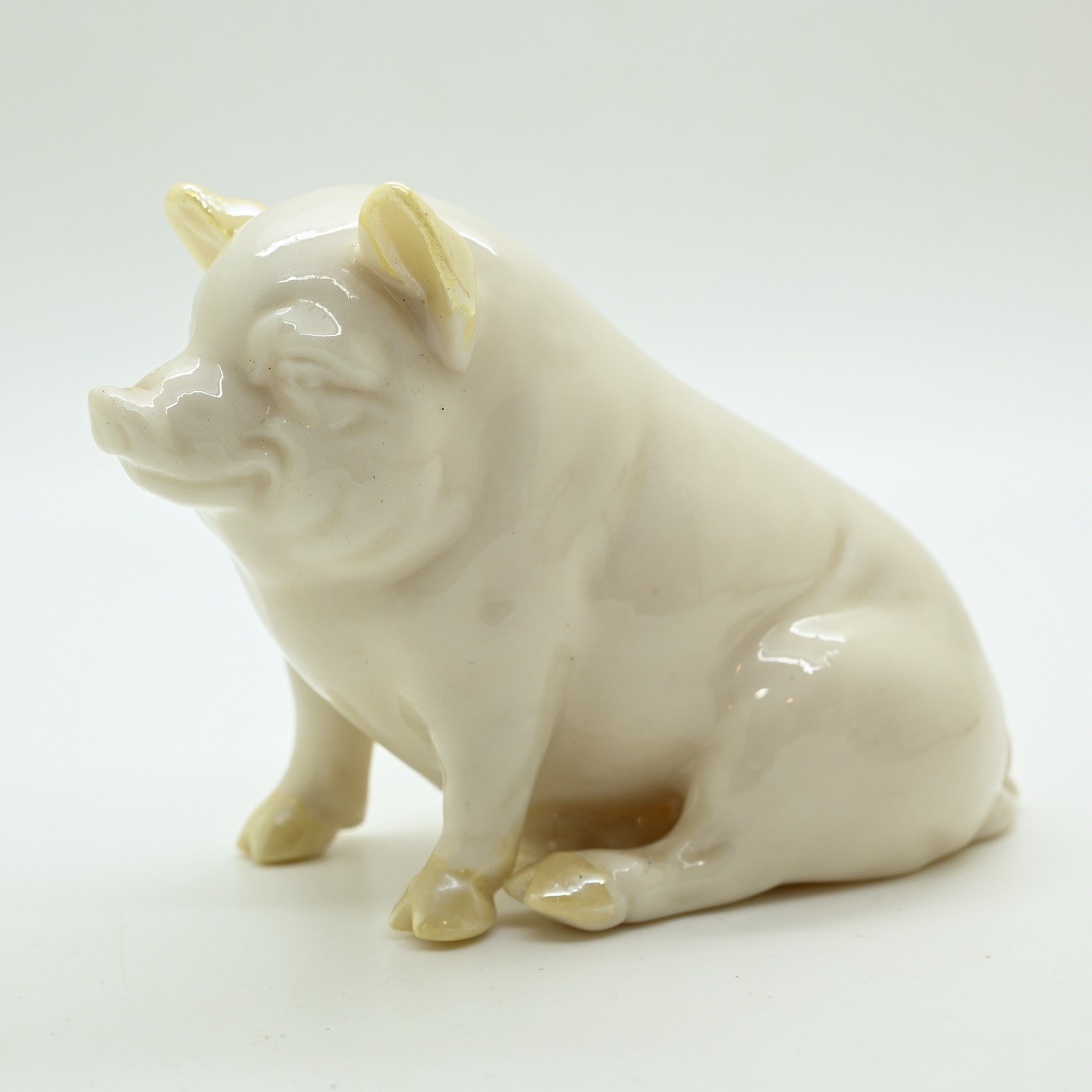 Vintage Belleek Porcelain Pig Figurine Made In Ireland Green Mark #0851.