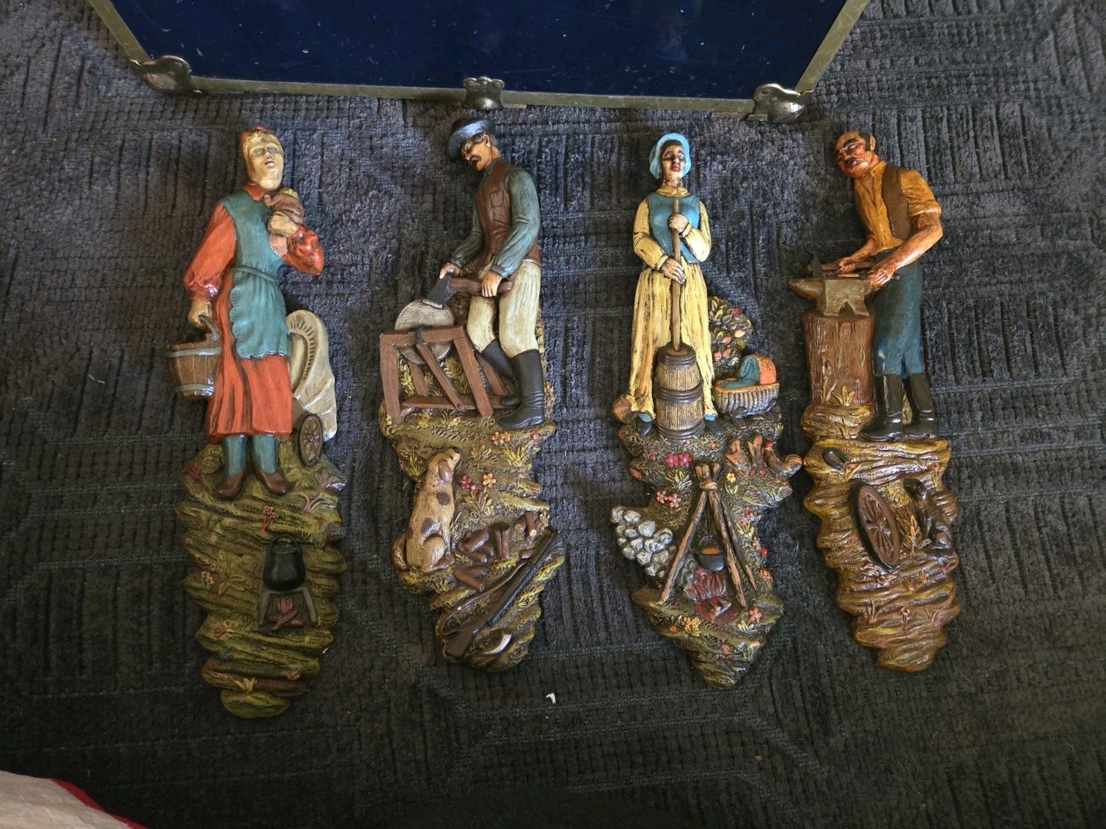 Lot 4 Kitschy MCM Vintage Plaster Wall Plaque Country Pioneer Scene Handpainted Lot 4 Kitschy MCM Vintage Plaster Wall Plaque Country Pioneer Scene Handpainted