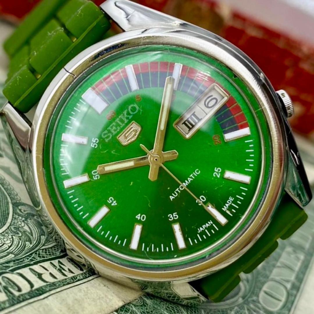 Seiko Five Beautiful Color 5 Men'S Watch Green Automatic Vintage Collectable Ana