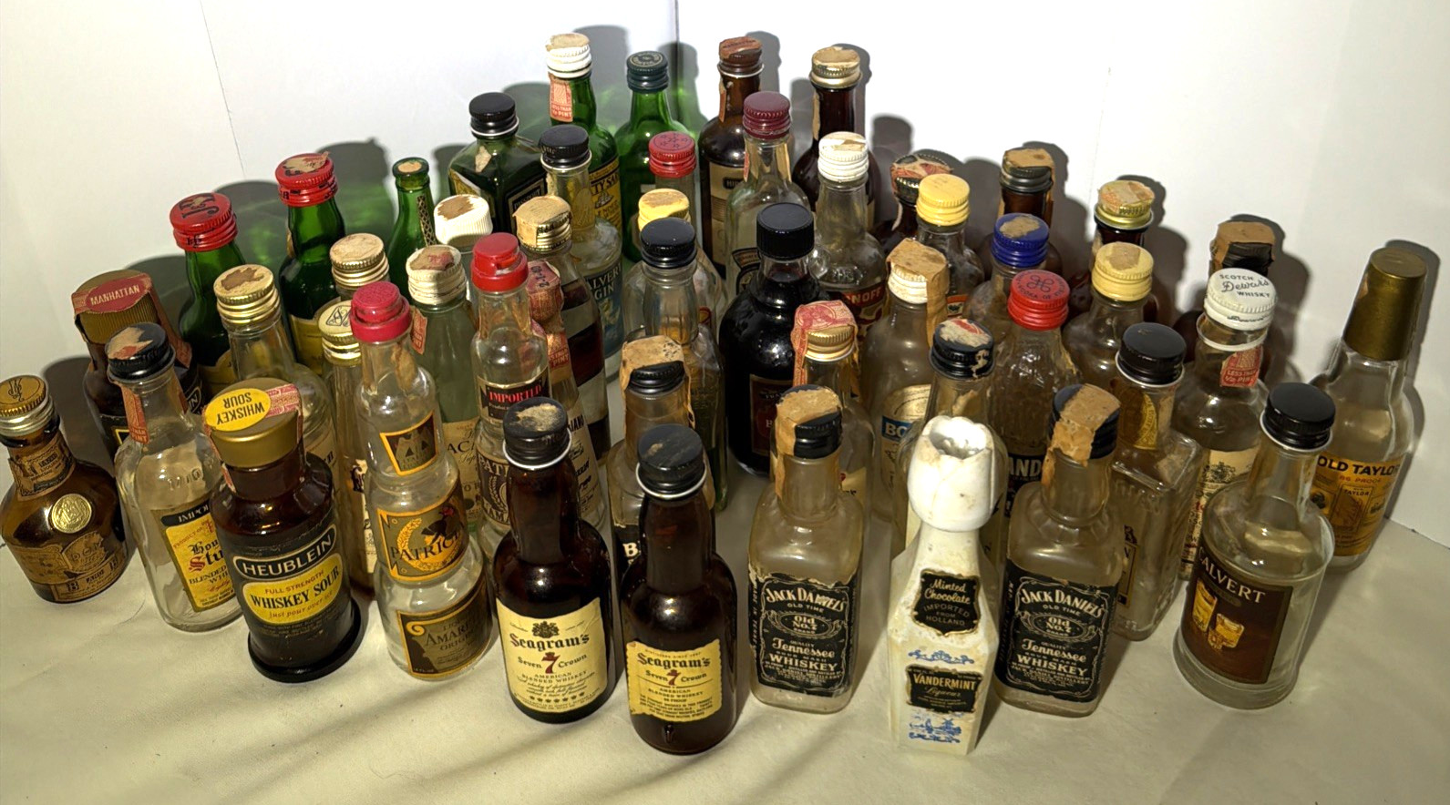 Lot of 49 Vintage Mini Liquor Bottles EMPTY Glass Delta Eastern Airlines Bourbon