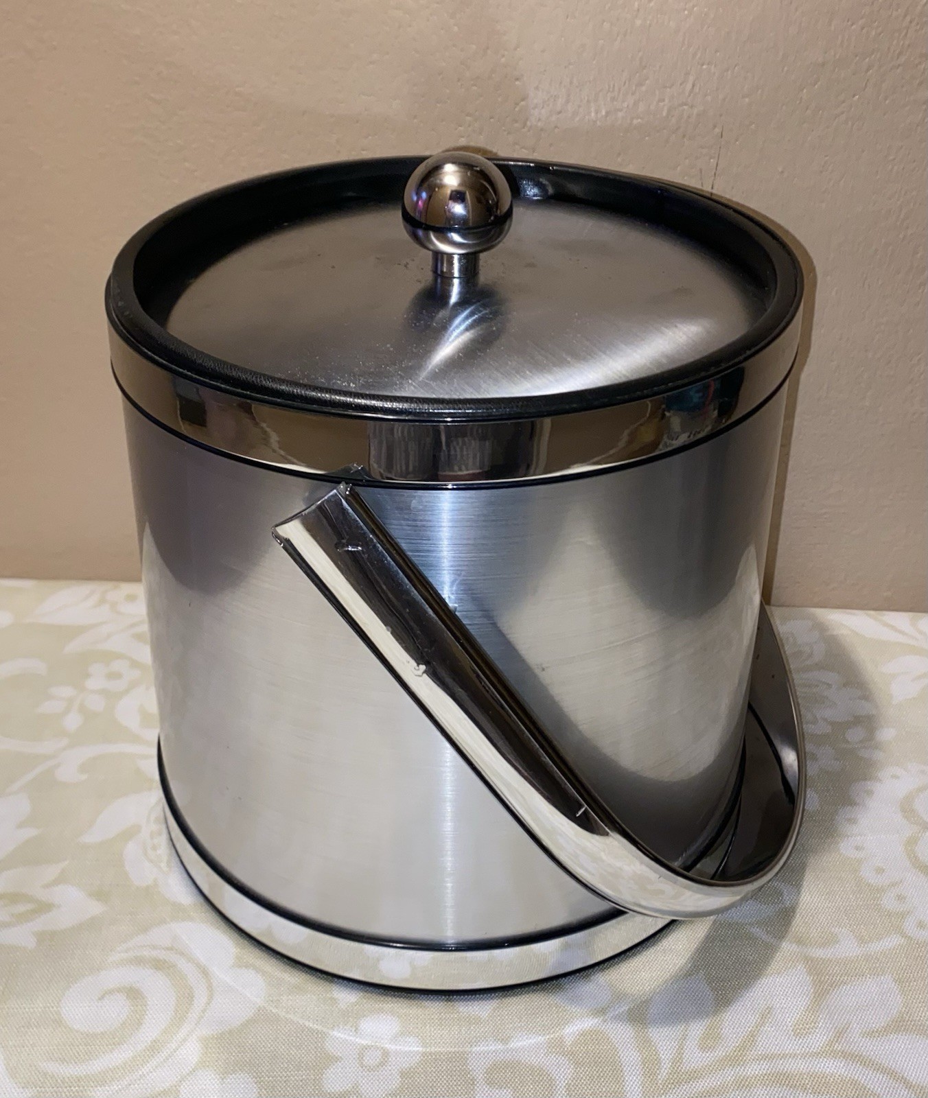 Vintage 1970\'s Elegance by Kraftware Silver & Black Ice Bucket w/ Lid and Handle