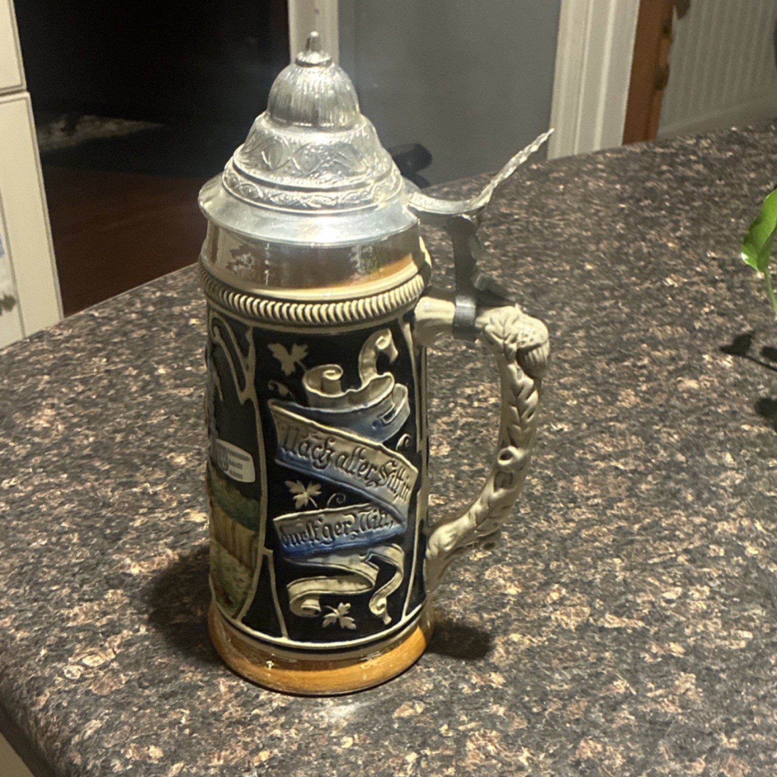 Original Lerchen German Lidded Beer Stein Handarbeit Breweriana West Germany