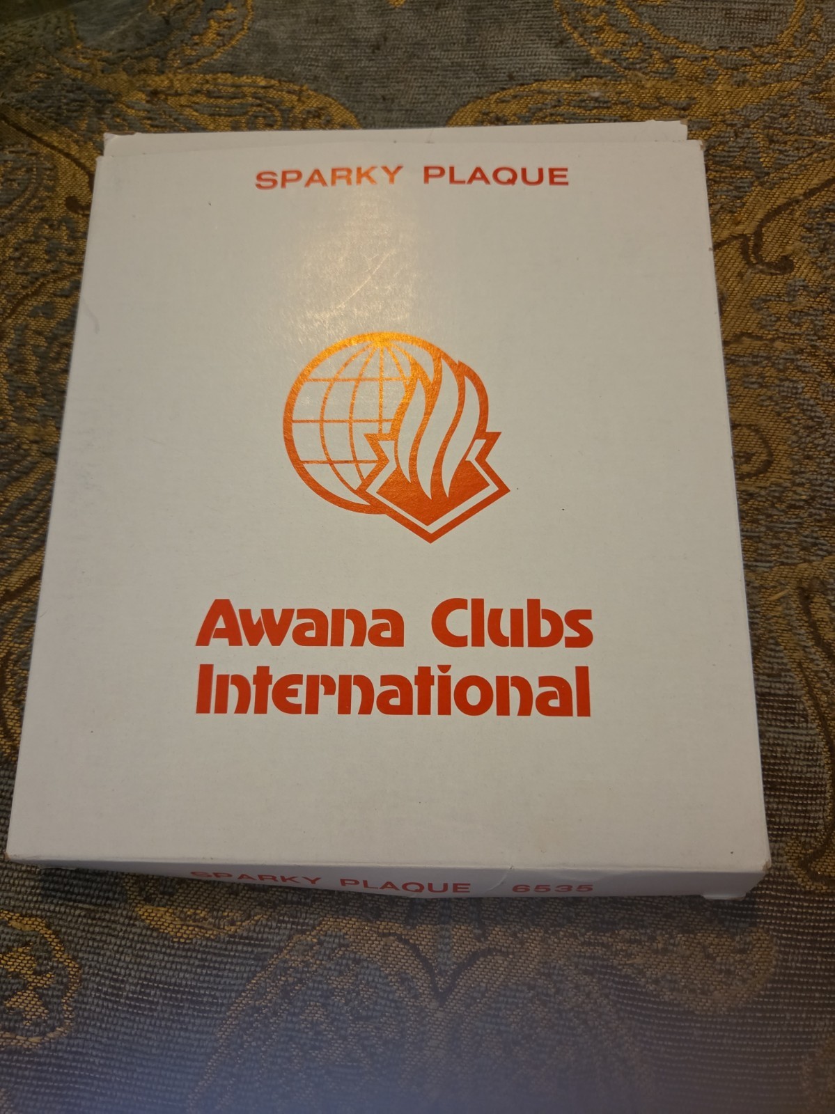 VINTAGE 1990s AWANA Bible Clubs SPARKY AWARD Wall Hanging PLAQUE Decor JOHN 3:16