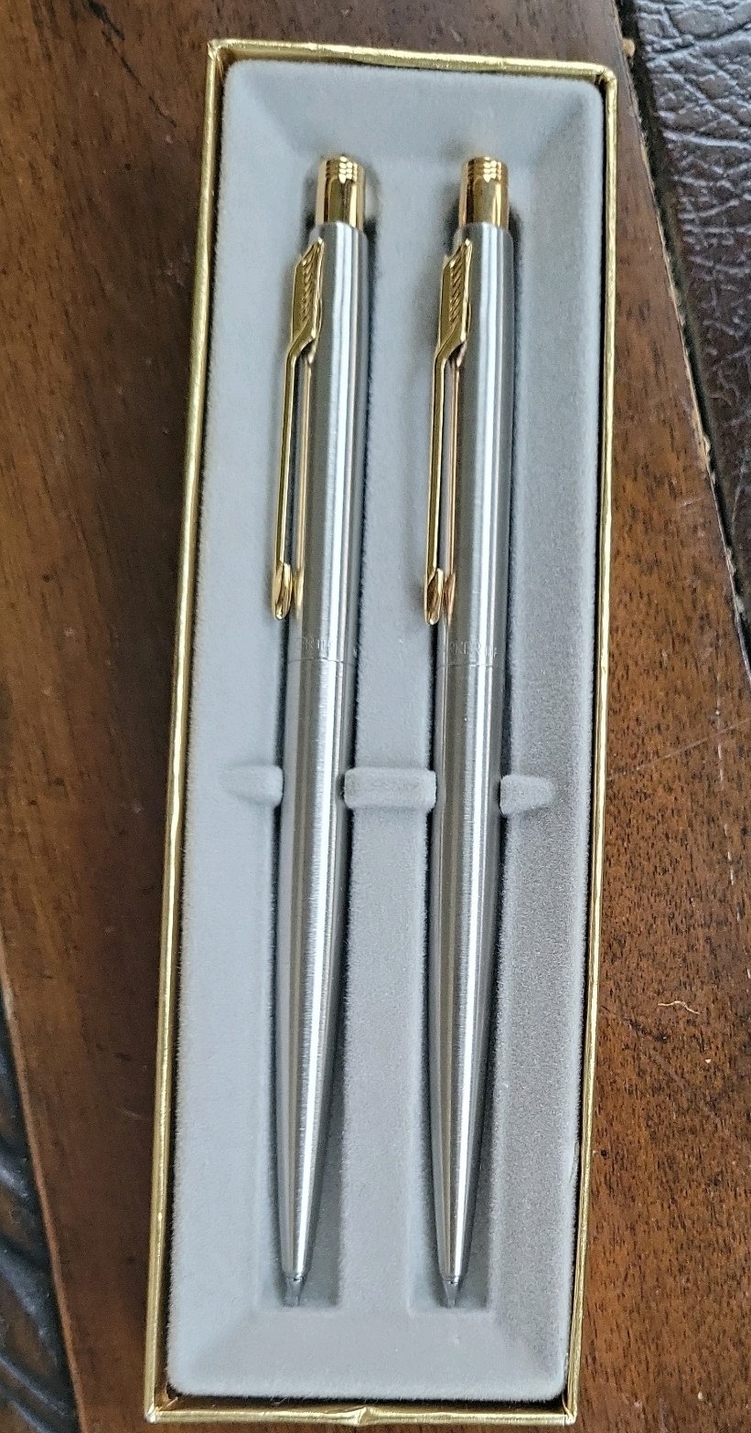 VTG Parker Classic Flighter Stainless Steel Pen Pencil Set USA New Box Booklet