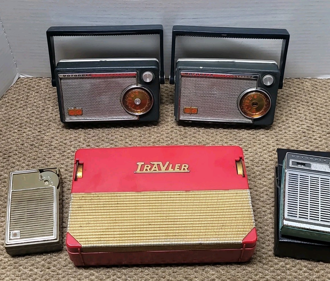 Vintage Mid-Century Radio Lot of 5 - Motorola, Trav-Ler, GE - Parts & Repair