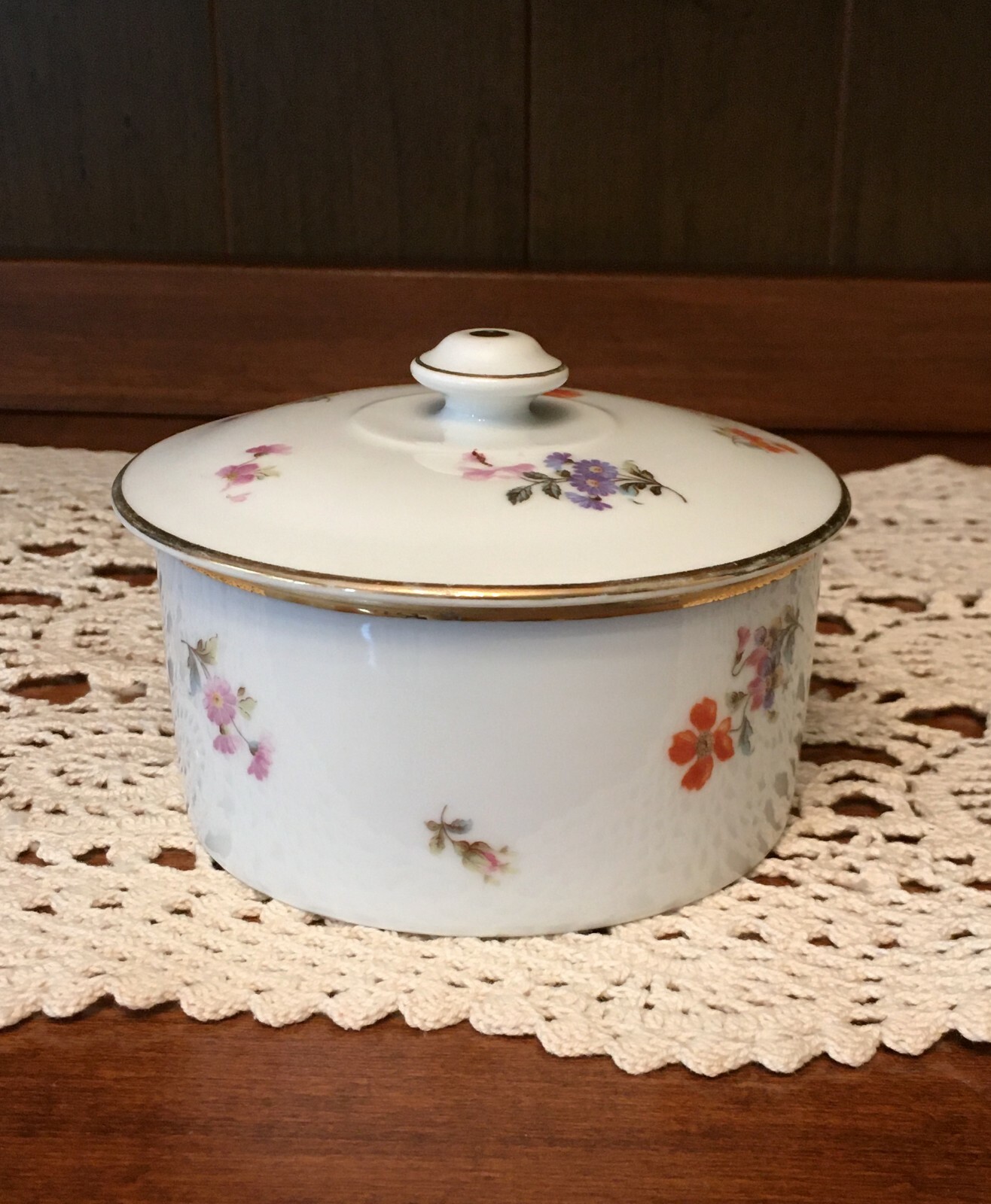 ANTIQUE PORCELAIN TRINKET VANITY JEWELRY BOX GERMANY HUTSCHENREUTHER HOHENBERG 