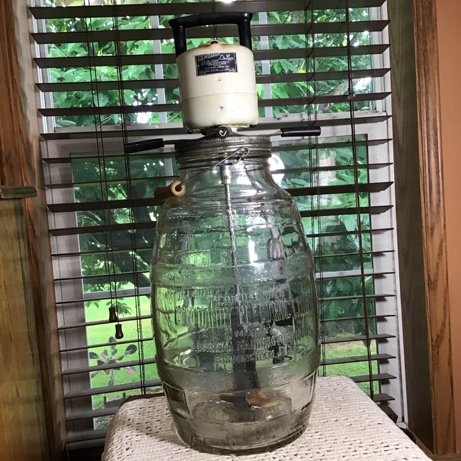 Large Vintage Gemdandy Deluxe Electric Glass Churn Alabama 22” WORKS