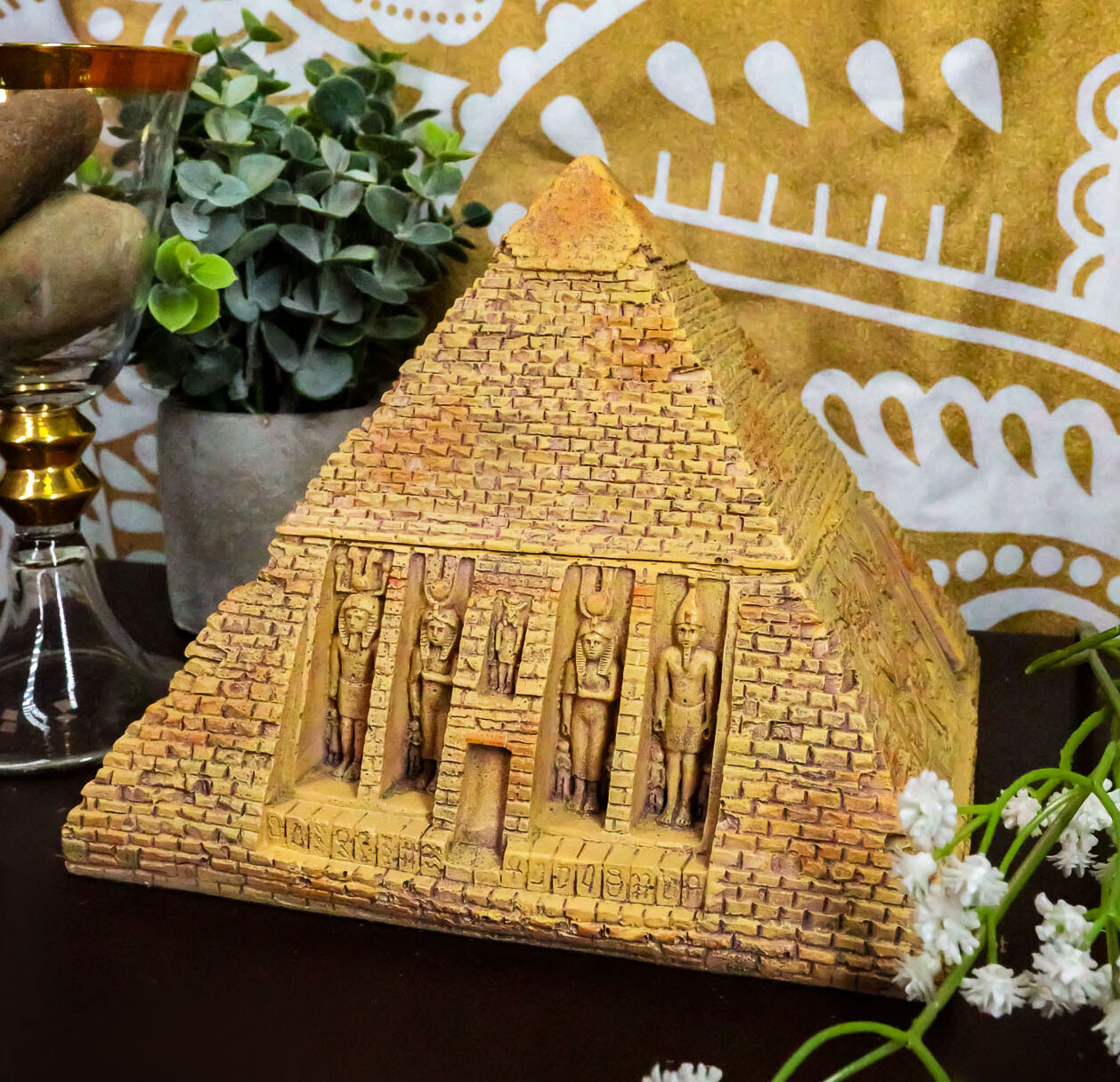 Ancient Egyptian Pyramid Box 7\