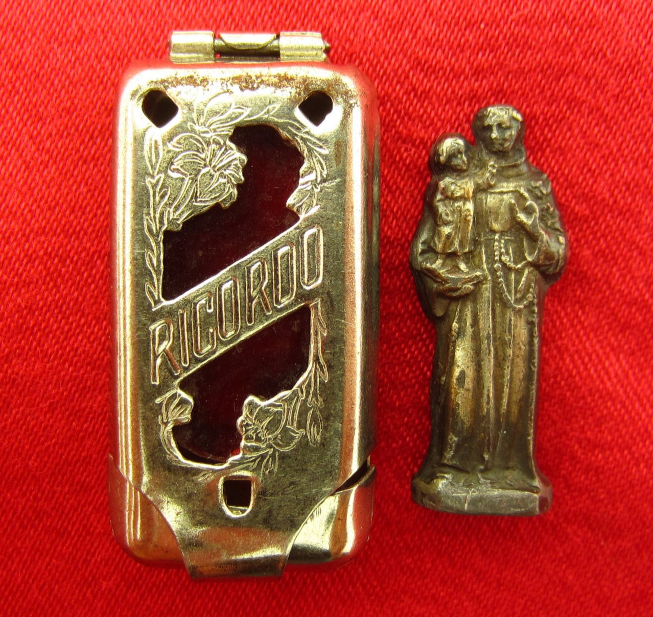 Vintage SAINT ANTHONY & JESUS Pocket Shrine MINI STATUE & HOLDER Catholic Travel