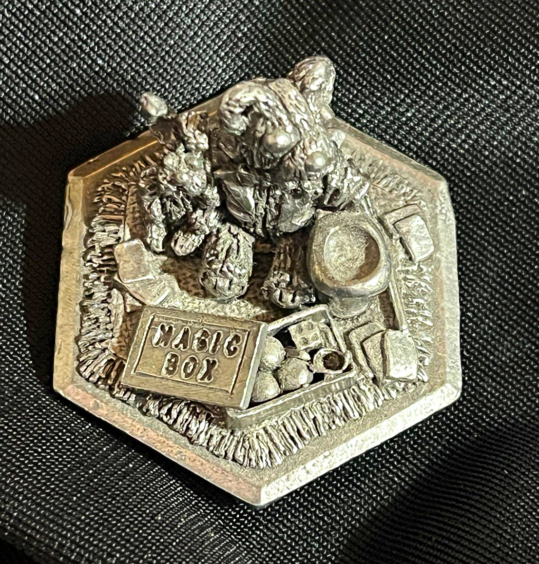 Small Silver Hexagon pewter Trinket Box, Lidded Lift-Off Lid, Ray Bradbury