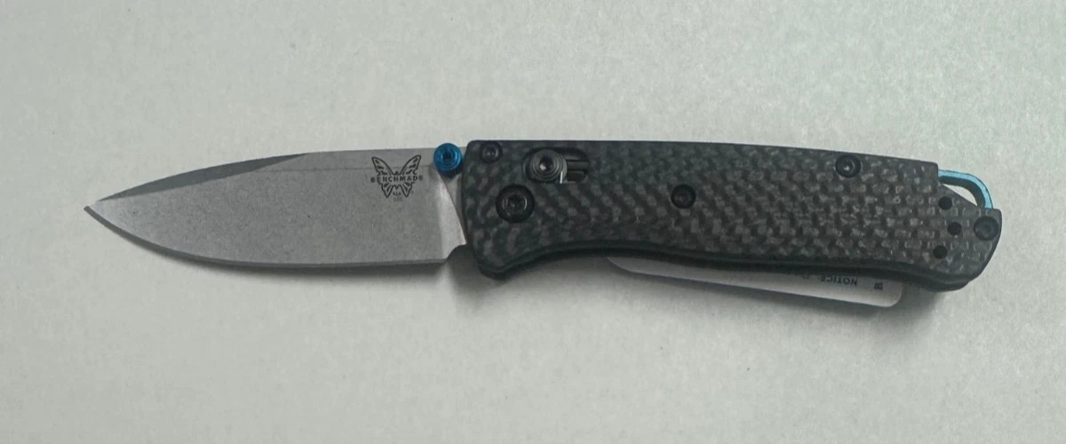 Benchmade 533-3 Mini Bugout CPM-S90V Plain Edge Knife Carbon Fiber Handle