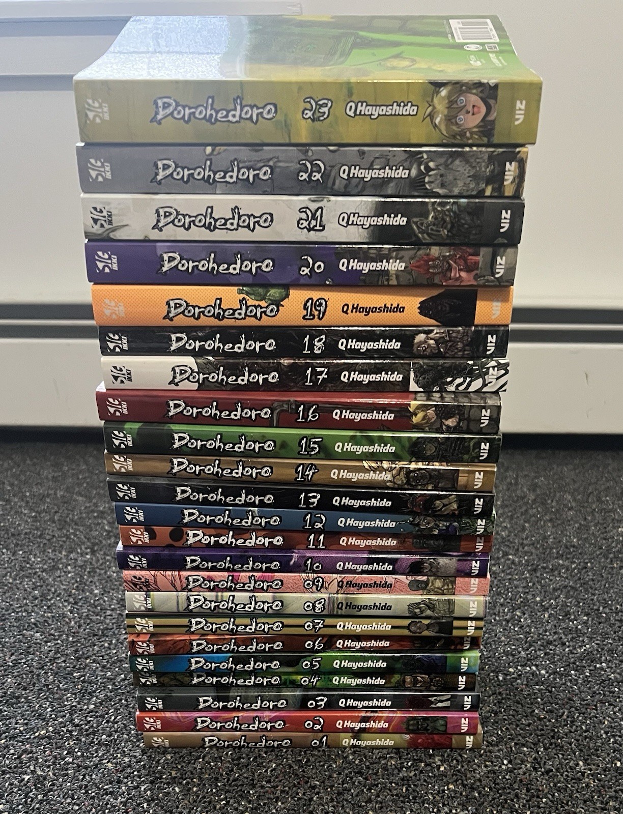 Dorohedoro Manga Complete Set Volumes 1-23 Softcover English Edition