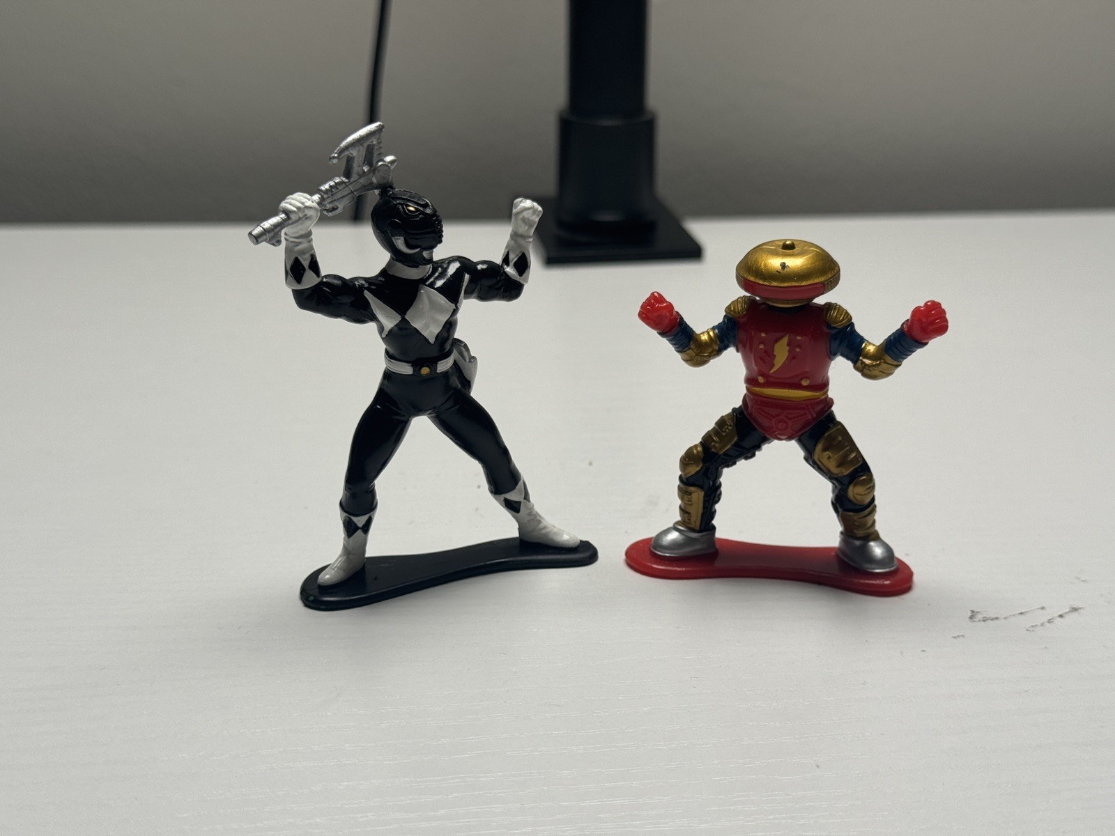 Vintage 1993 Bandai Mighty Morphin Power Rangers Toy Lot Black Ranger/Alpha 5
