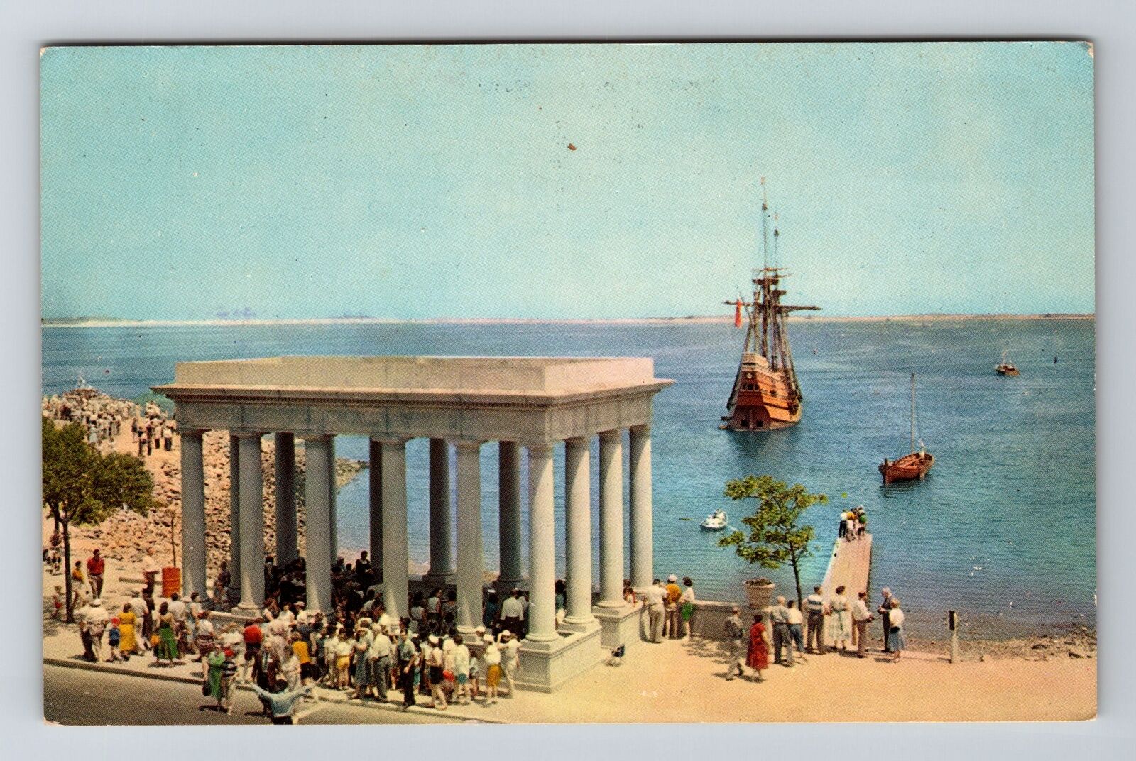 Plymouth MA-Massachusetts Mayflower II Ship Sailing to Land Vintage Postcard