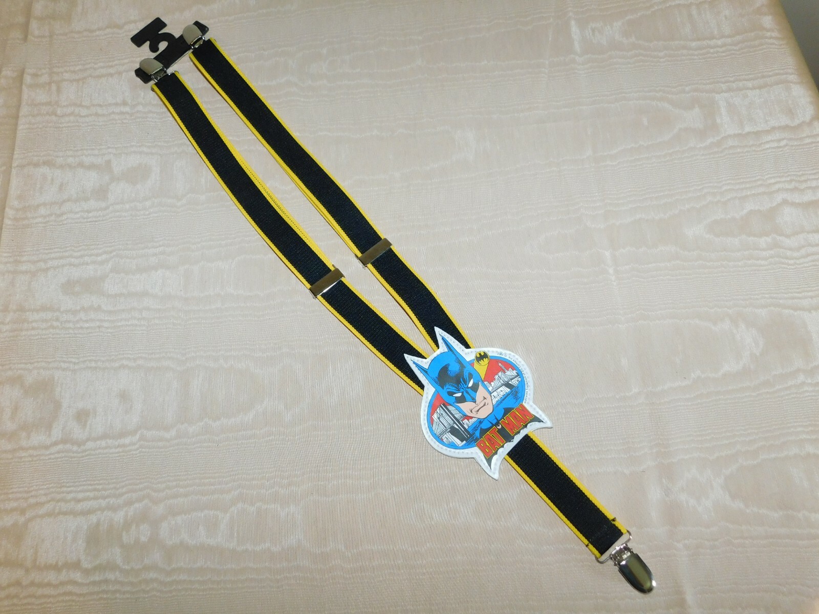 VINTAGE 1982  DC COMICS  BELT  BATMAN SUSPENDERS   NEW OLD STOCK