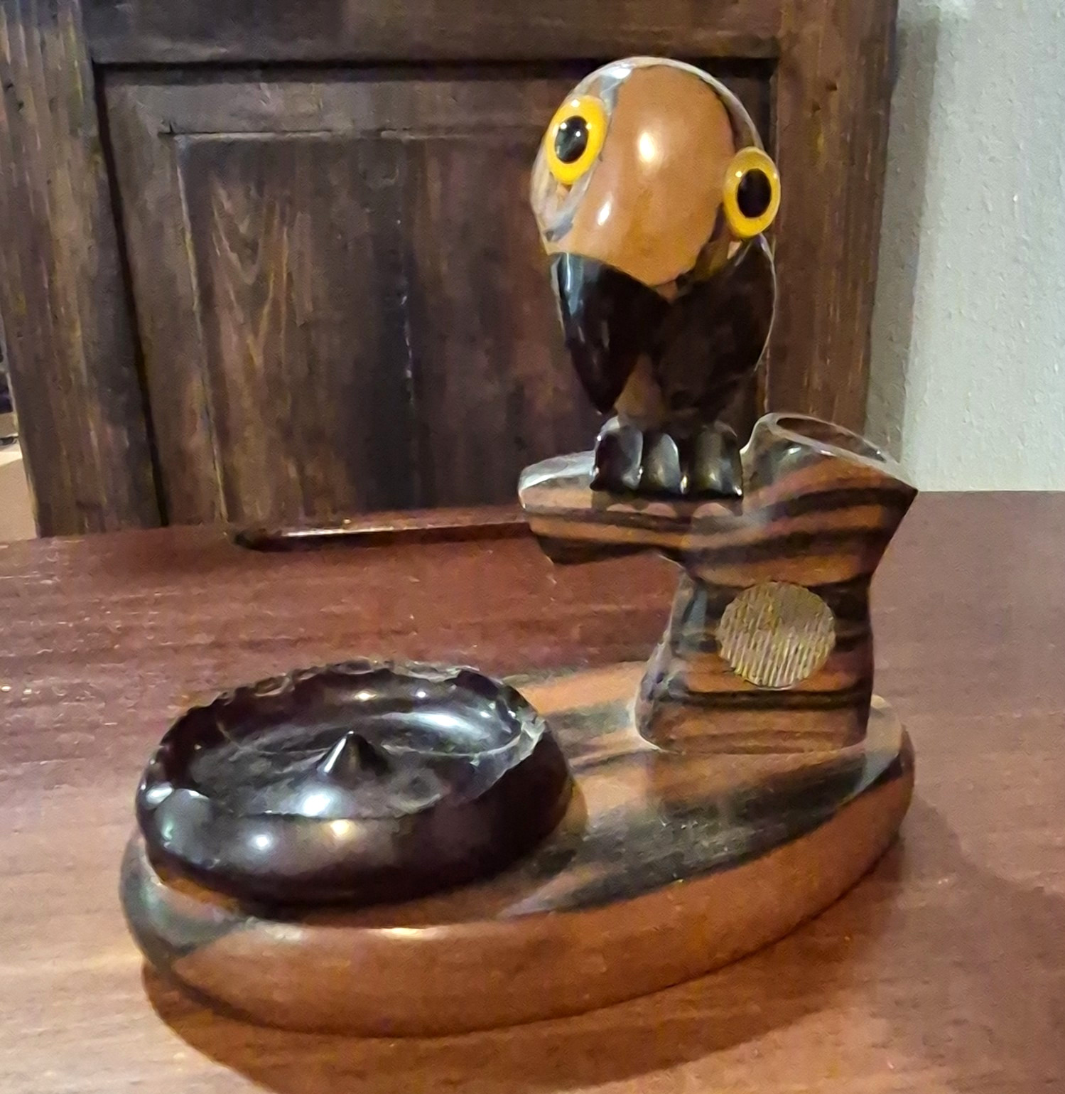 vintage Art Deco YZ novelty bird ashtray and match holder by Henry Howell & Co. vintage Art Deco YZ novelty bird ashtray and match holder by Henry Howell & Co.