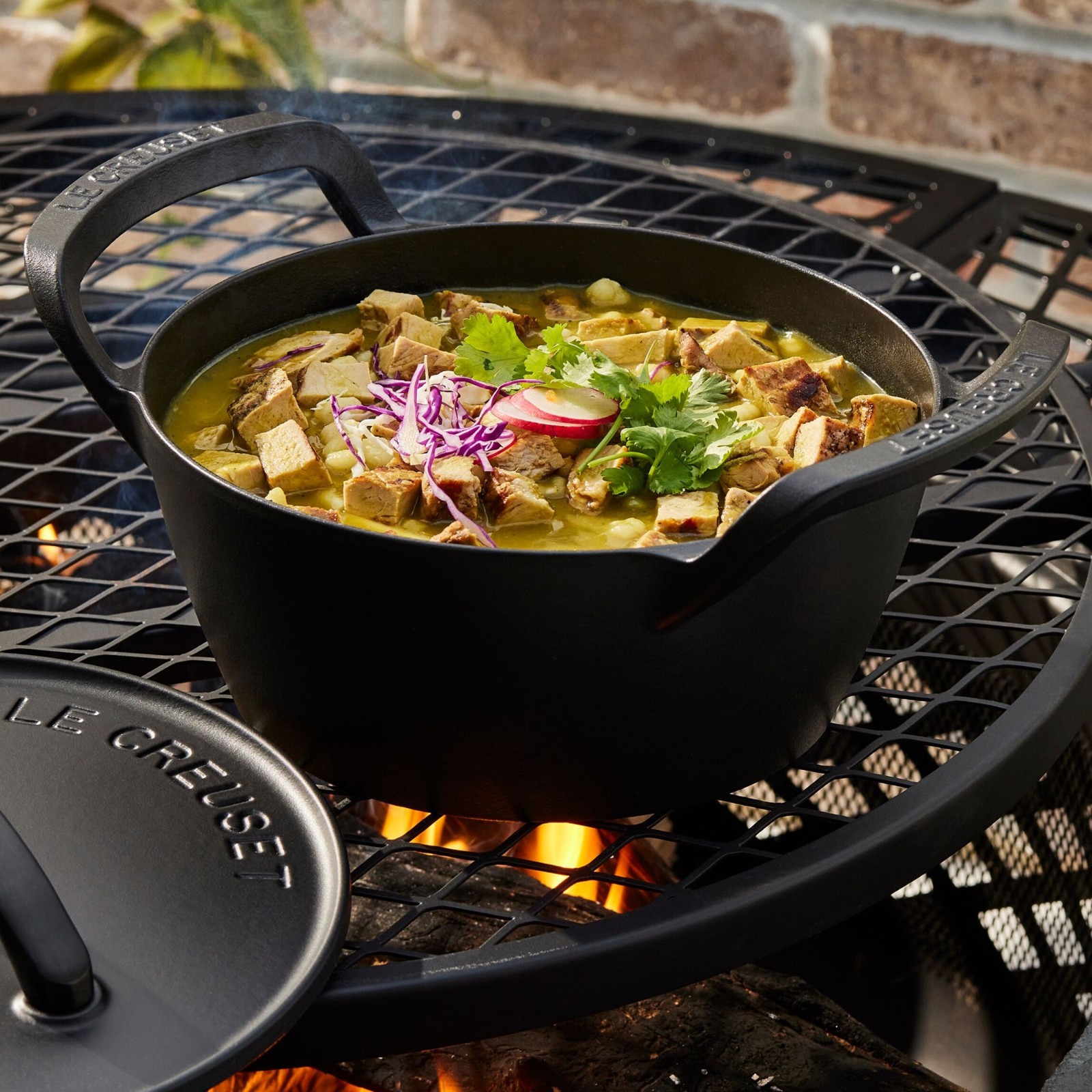 Le Creuset Alpine Outdoor Round Dutch Oven 4.25 Qt Cast Iron Camp Cookware, New