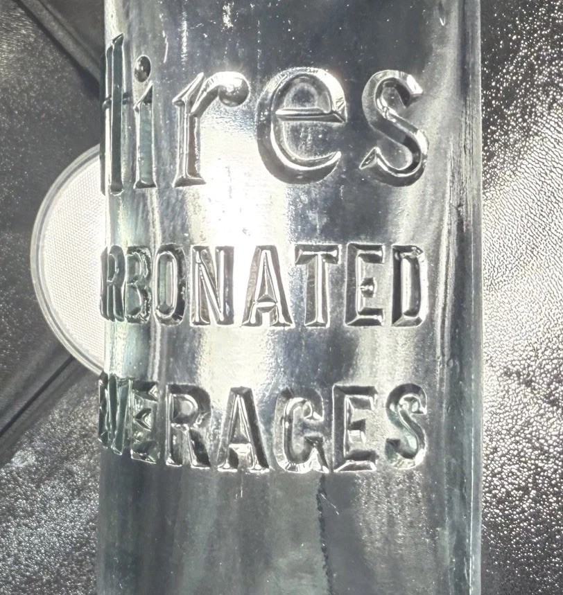 RARE ANTIQUE ORIGINAL HIRES ROOT BEER CROWN TOP BOTTLE  STRONG EMBOSSING