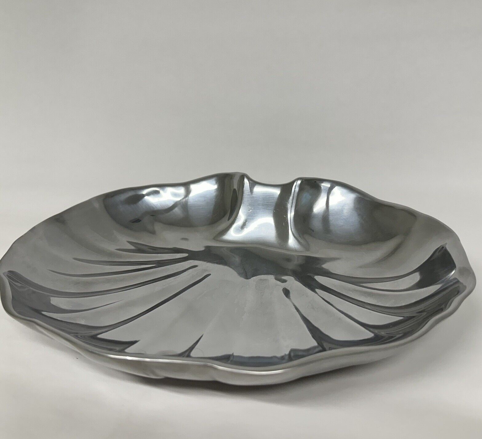 Wilton Armetale Pewter Clam Shell Shape Serving Platter Tray 11 x 9