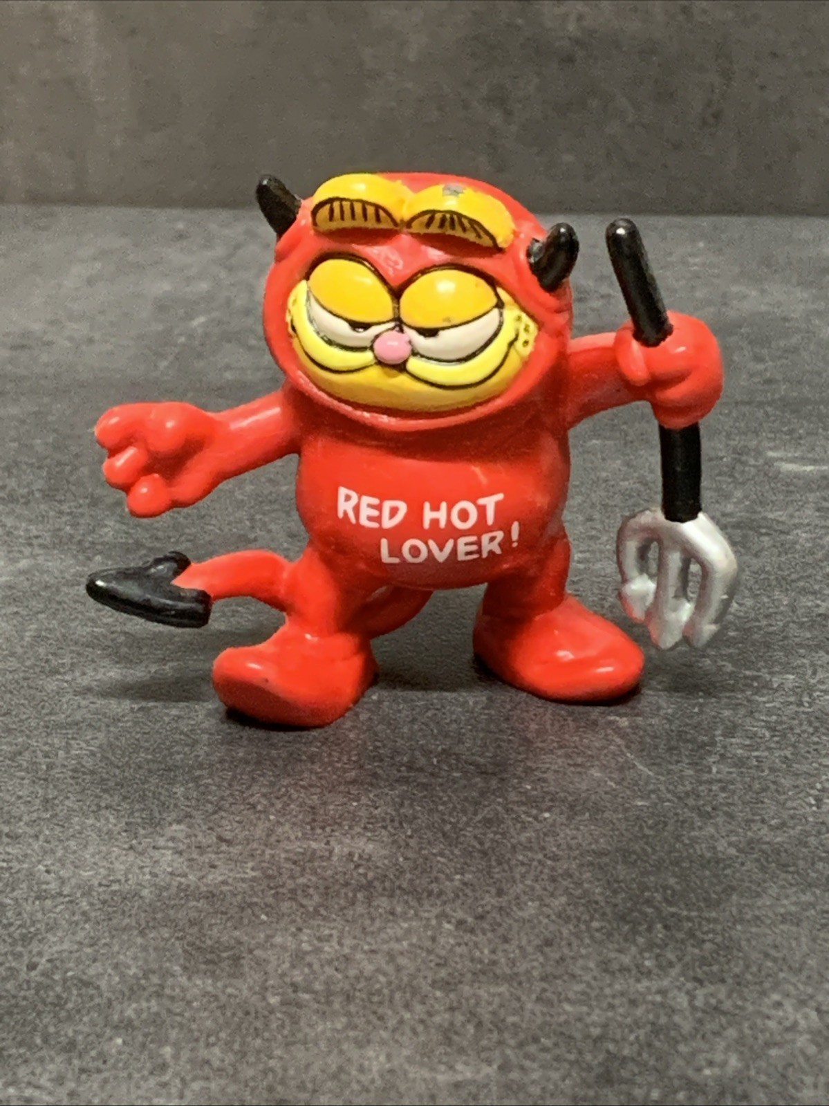 Vintage Garfield “Red Hot Lover” PVC 2.25 inch Figurine Cat Valentine's Devil