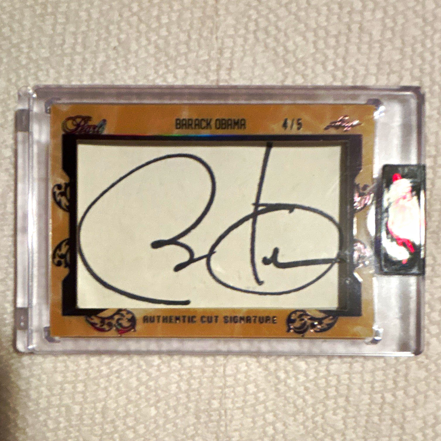 Leaf 2016 Pearl Barack Obama Authentic Cut Signature Auto Card PC-BA1 4/5