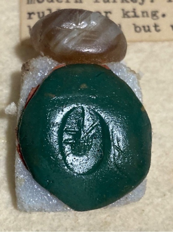Authentic Old Babylonian Seal - Ancient Mesopotamian 3rd cent. est Authentic Old Babylonian Seal - Ancient Mesopotamian 3rd cent. est