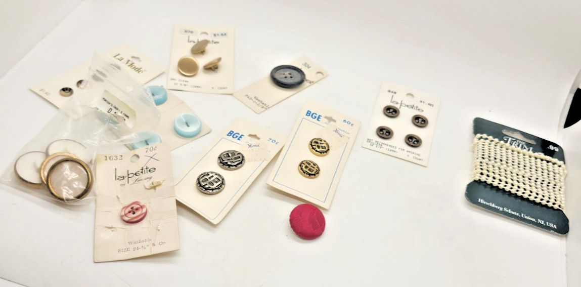 Vintage Sewing Buttons & Trim Mixed Lot New Old Stock NOS La Petite BGE various Vintage Sewing Buttons & Trim Mixed Lot New Old Stock NOS La Petite BGE various