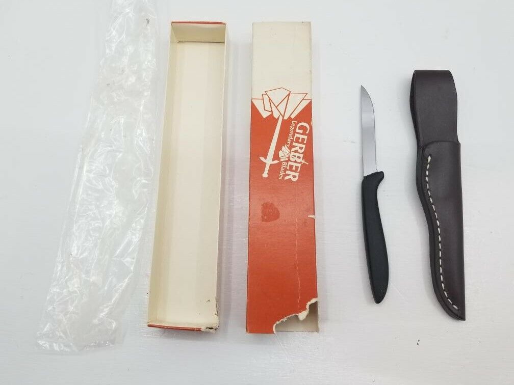 Vintage Gerber 5516 Pro-Guide Pixie Fixed Blade Armorhide Knife w/ Box & Sheath