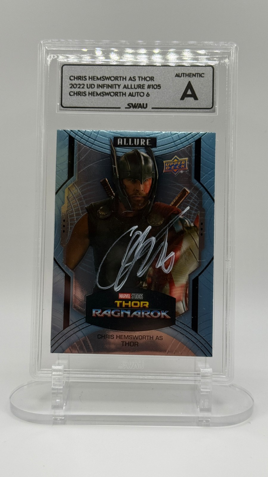 2022 Upper Deck Thor Ragnarok signed by Chris Hemsworth SWAU