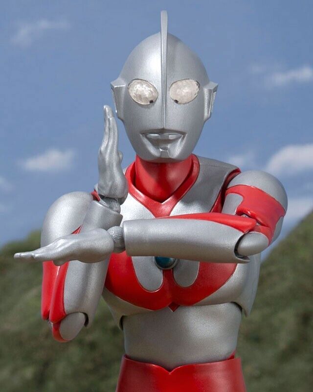 BANDAI S.H.Figuarts Ultraman 150mm Action Figure Anime 2024