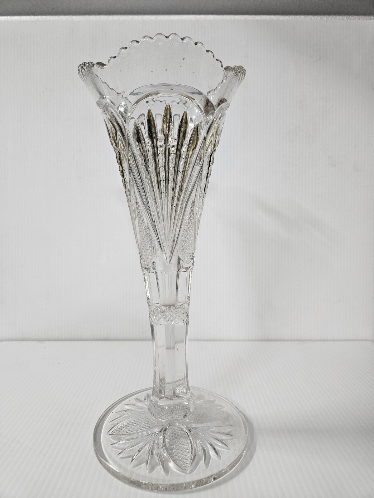 Heisey EAPG Pineapple and Fan Clear Glass Vase With Gold Rim and Gold Fans Heisey EAPG Pineapple and Fan Clear Glass Vase With Gold Rim and Gold Fans