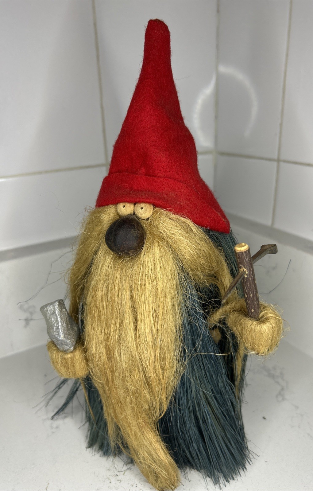VTG Ken Arensbak 11” GNOME WITH ROCK & CHISEL Handmade 5 Arts Studio Wood Troll