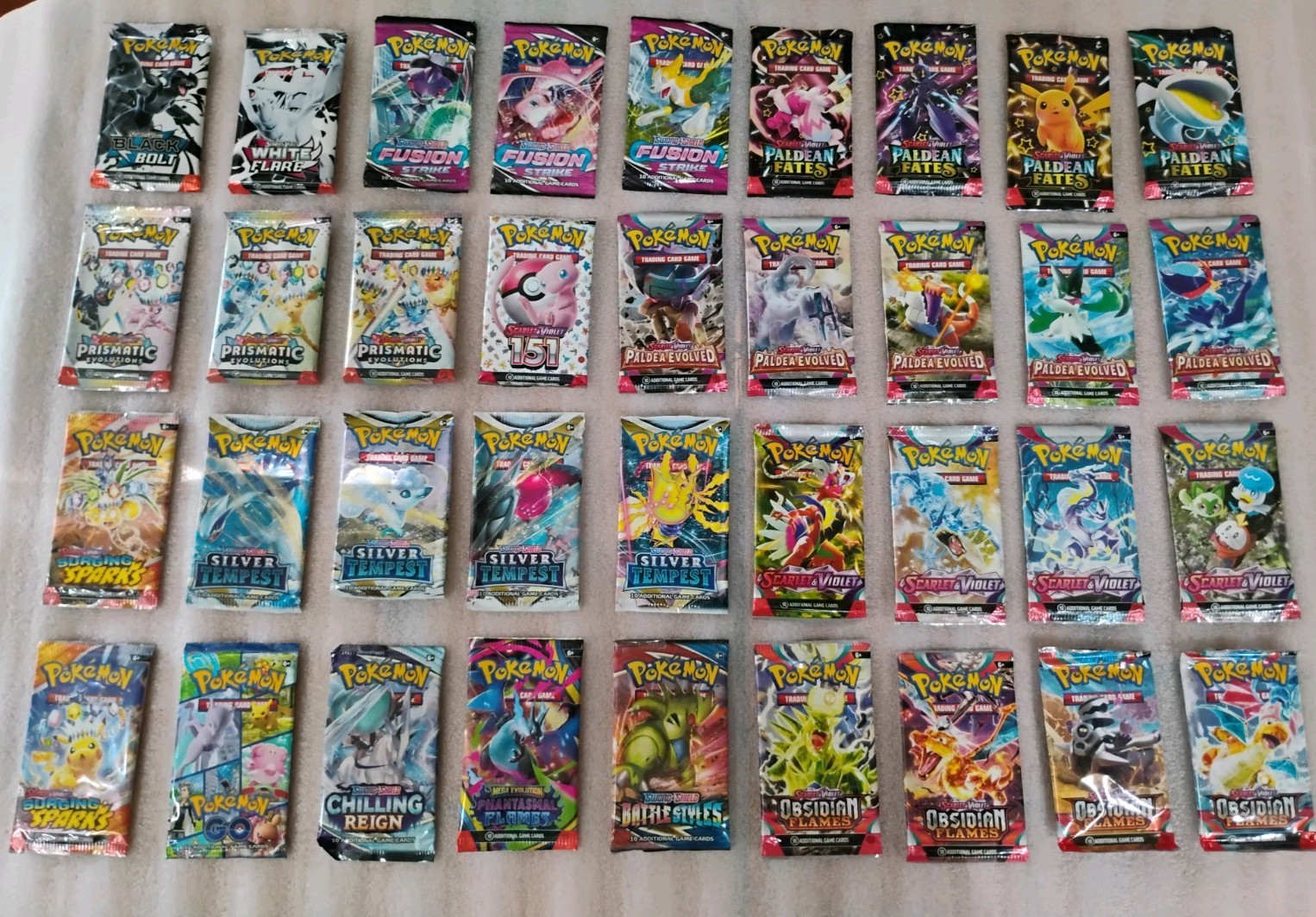 *EMPTY* Multiple Pokemon Booster Packs . ( For Collecting Or Crafts)