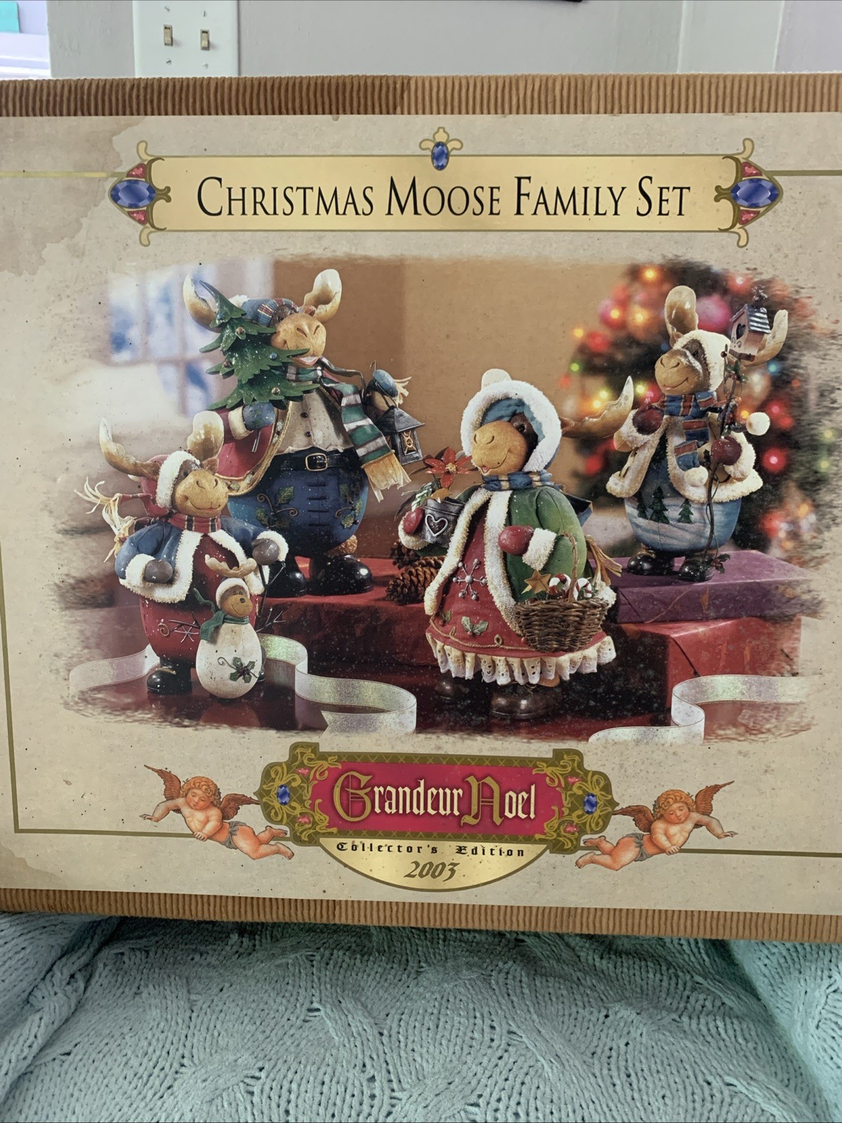 Vintage Grandeur Noel 2003 Christmas Moose Family Set Of 4 Complete