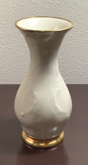 Vintage 1959 Rosenthal 6” Ivory Gold Sanssouci Bud Vase