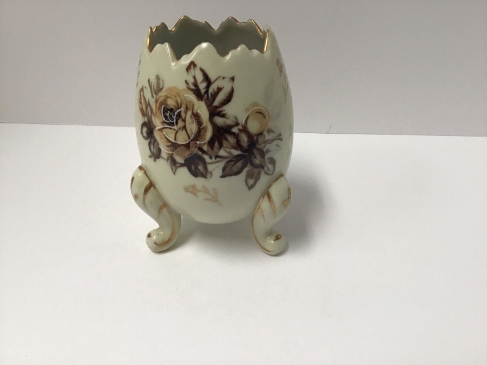 Vtg. NAPCOWARE 3 FOOTED EGG VASE hand-painted Brown Flowers trimmed with gold 
