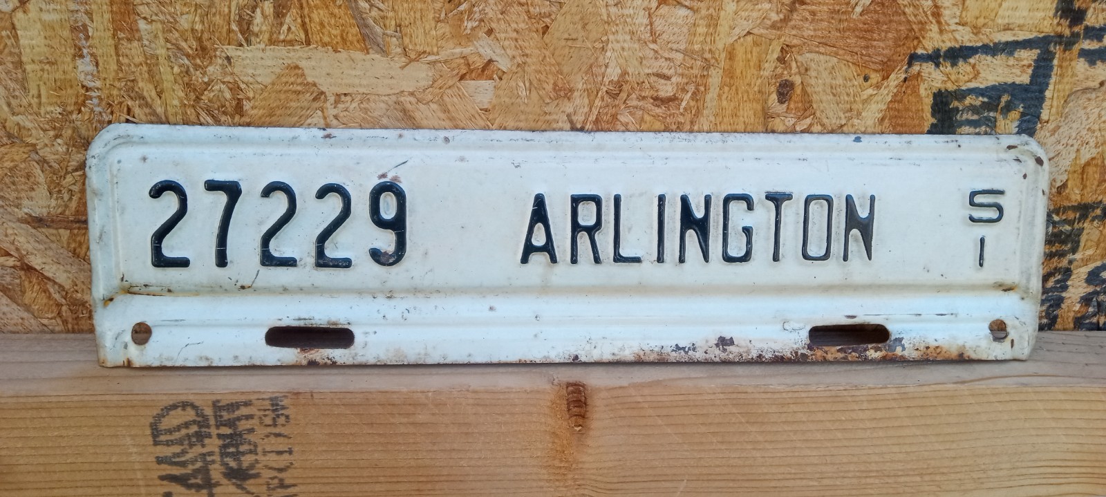 1951 Arlington Virginia plate topper