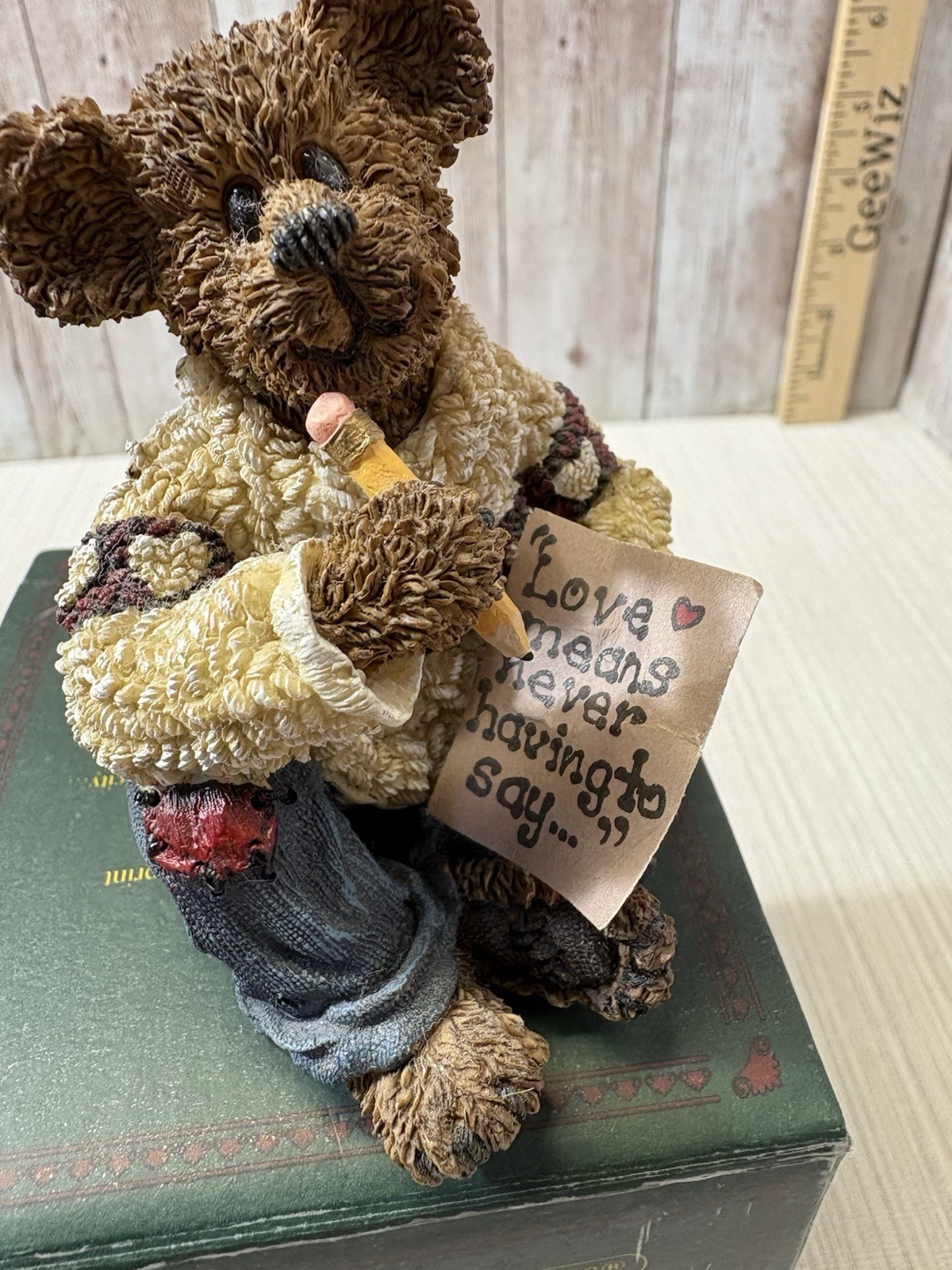 Boyds Bears Oliver Wendell Love Letters Bearstone Figurine #227740 w/ Box
