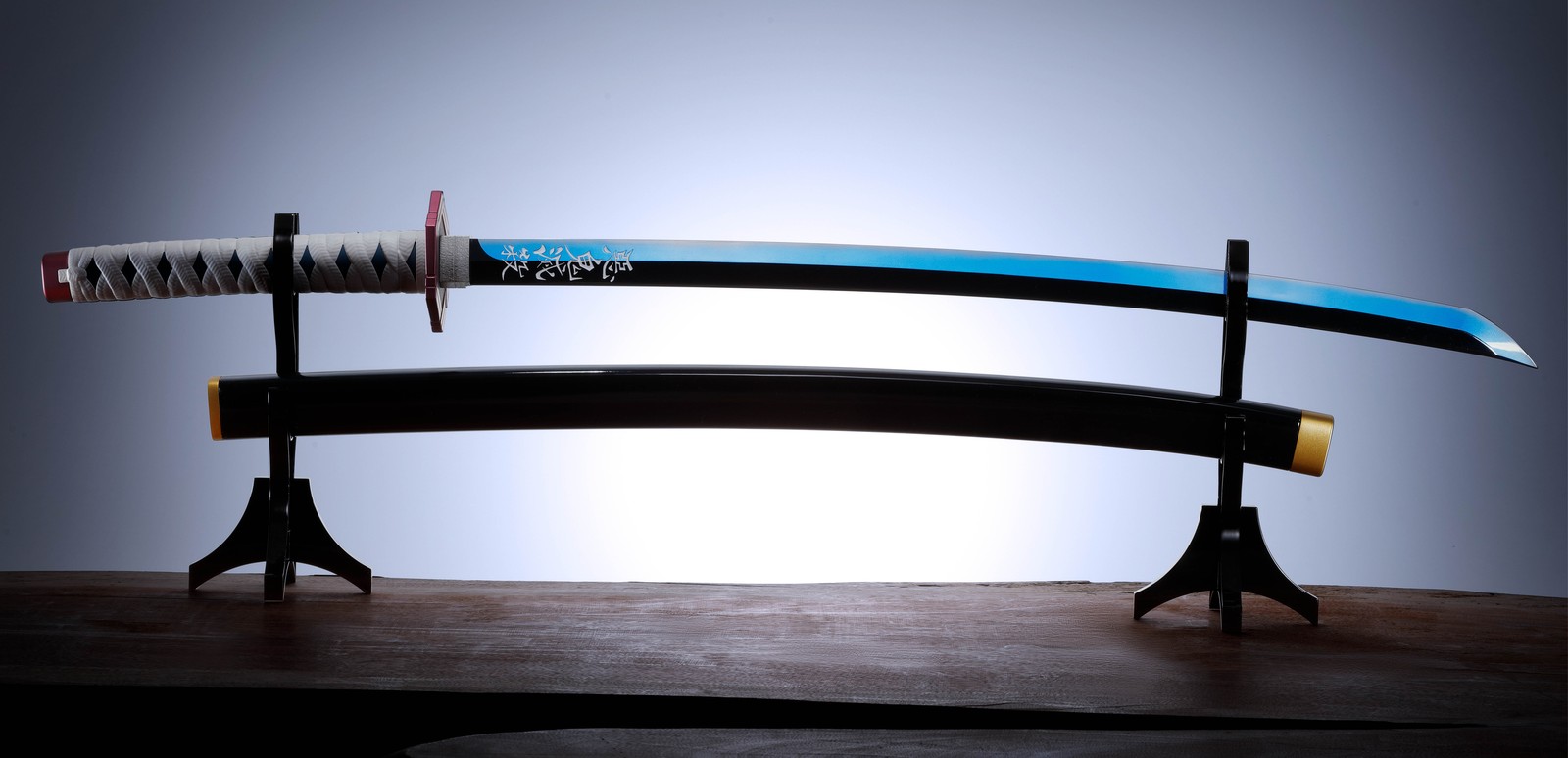 Bandai Proplica Nichirin Sword (Giyu Tomioka) Demon Slayer
