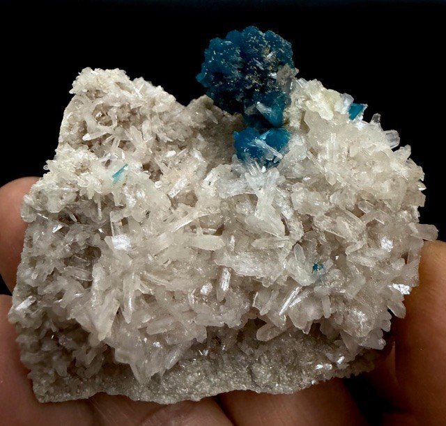 Cavansite rare blue crystal on Stilbite # 744