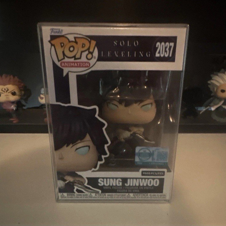 Sung Jinwoo Upgrade LE 9500 Funko Pop #2037 w/ Protector