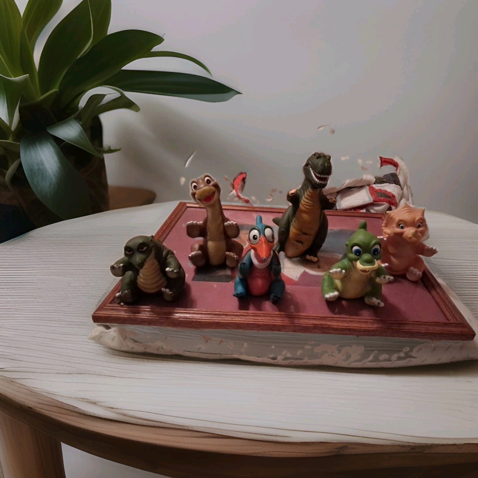 The Land Before Time 6pc Dinosaur Figure Set Littlefoot Ducky Petrie Spike The Land Before Time 6pc Dinosaur Figure Set Littlefoot Ducky Petrie Spike