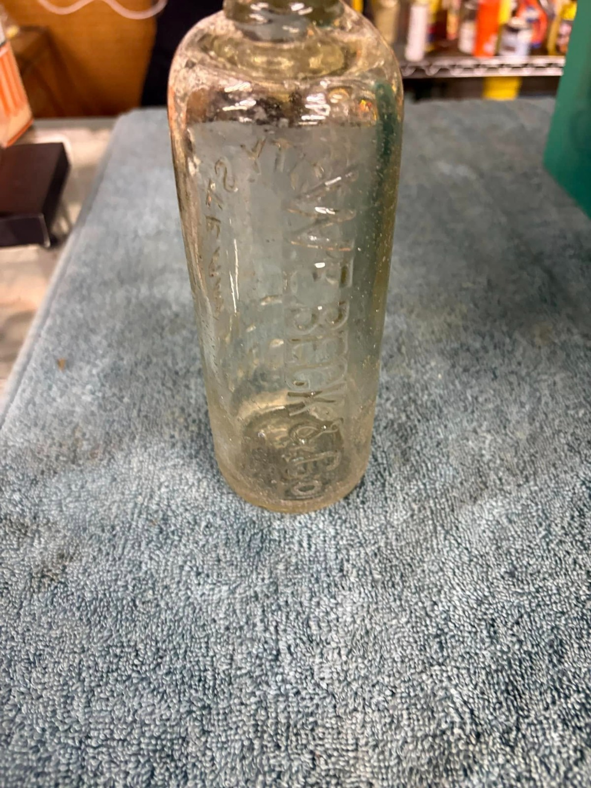 W. E. BECK Hutchinson Soda Bottle VICKSBURG MISSISSIPPI The Hill City
