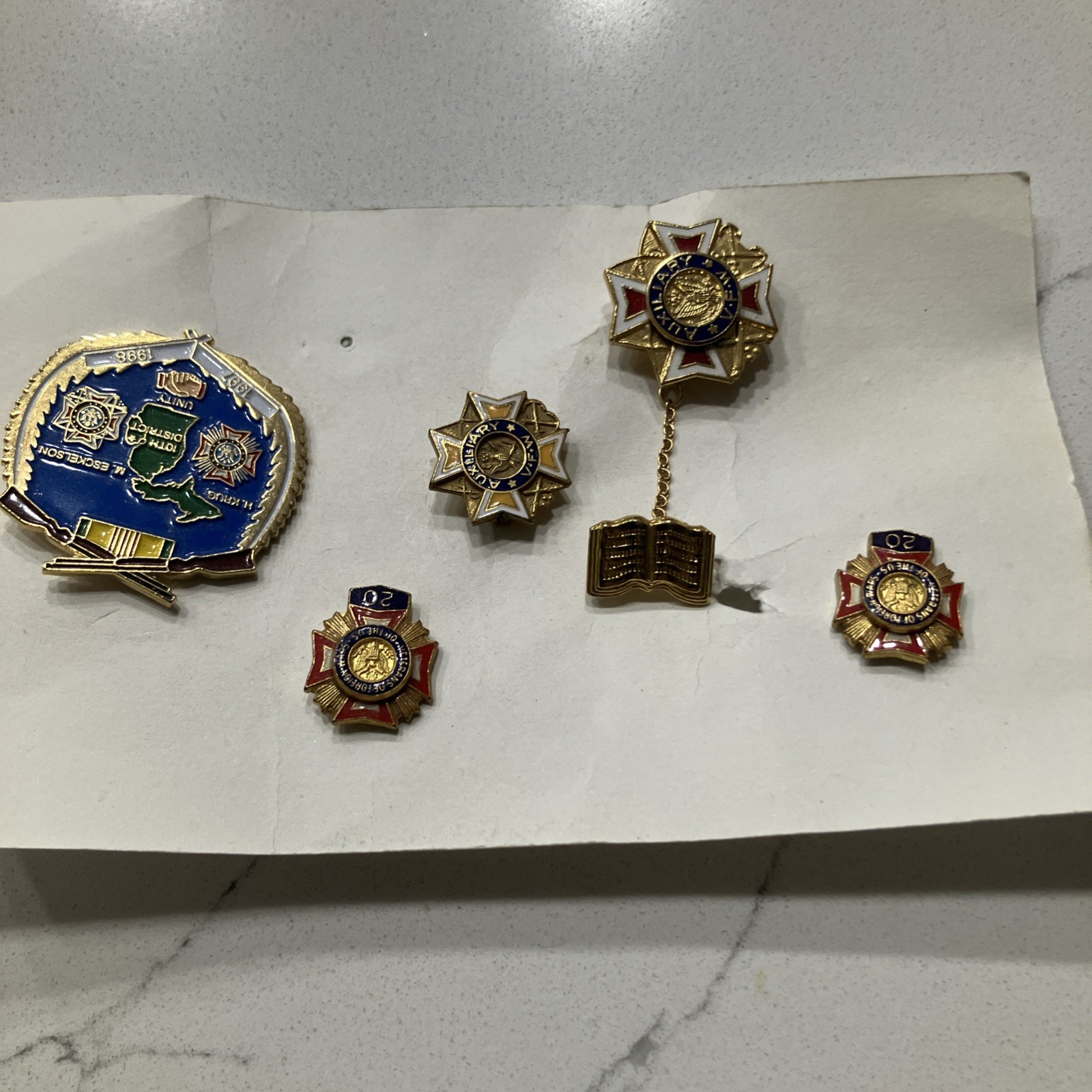vintage VFW Auxiliary Lapel Pins and service badges