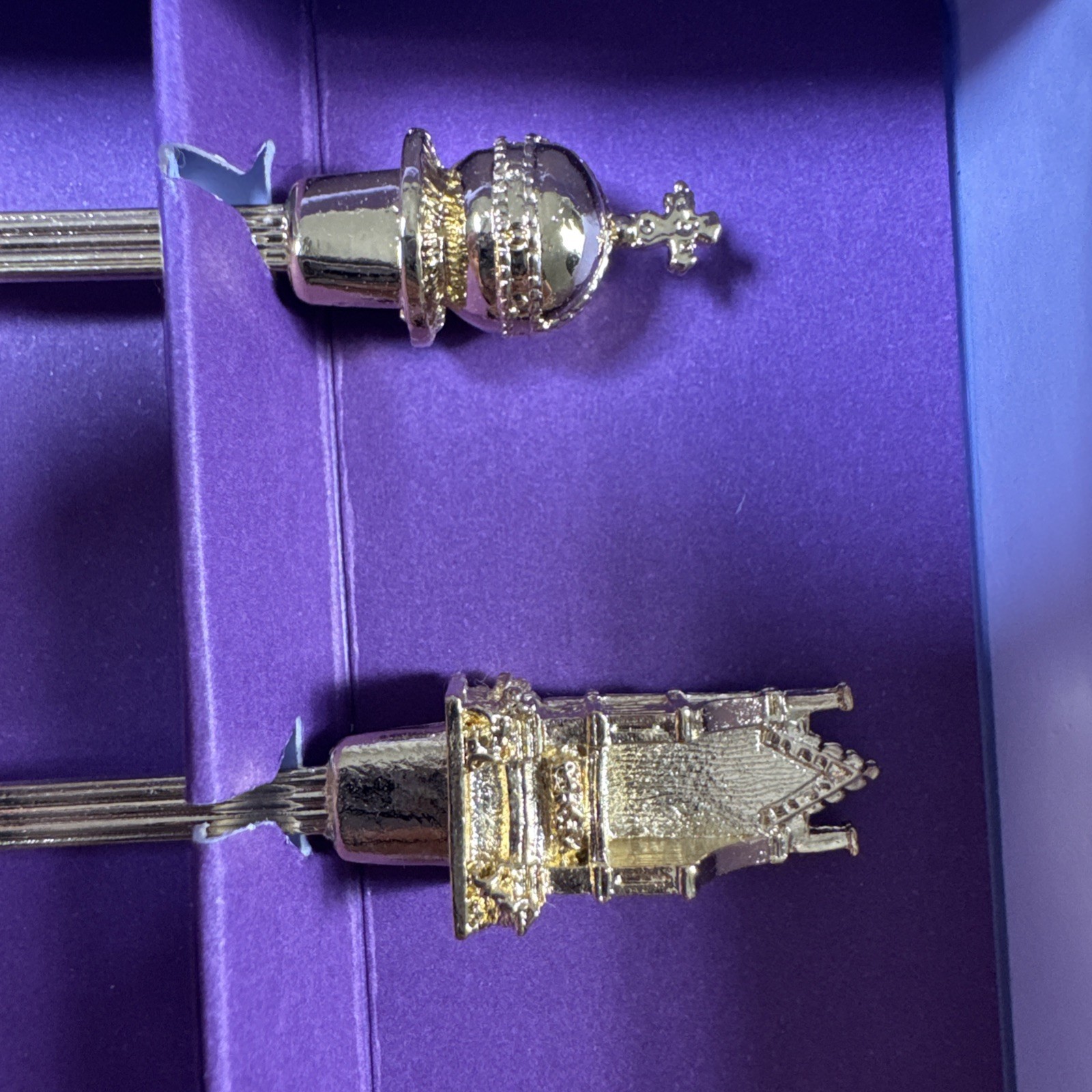 Queen Elizabeth II Golden Jubilee 2002  22ct Gold Plated Set of 4 Spoons