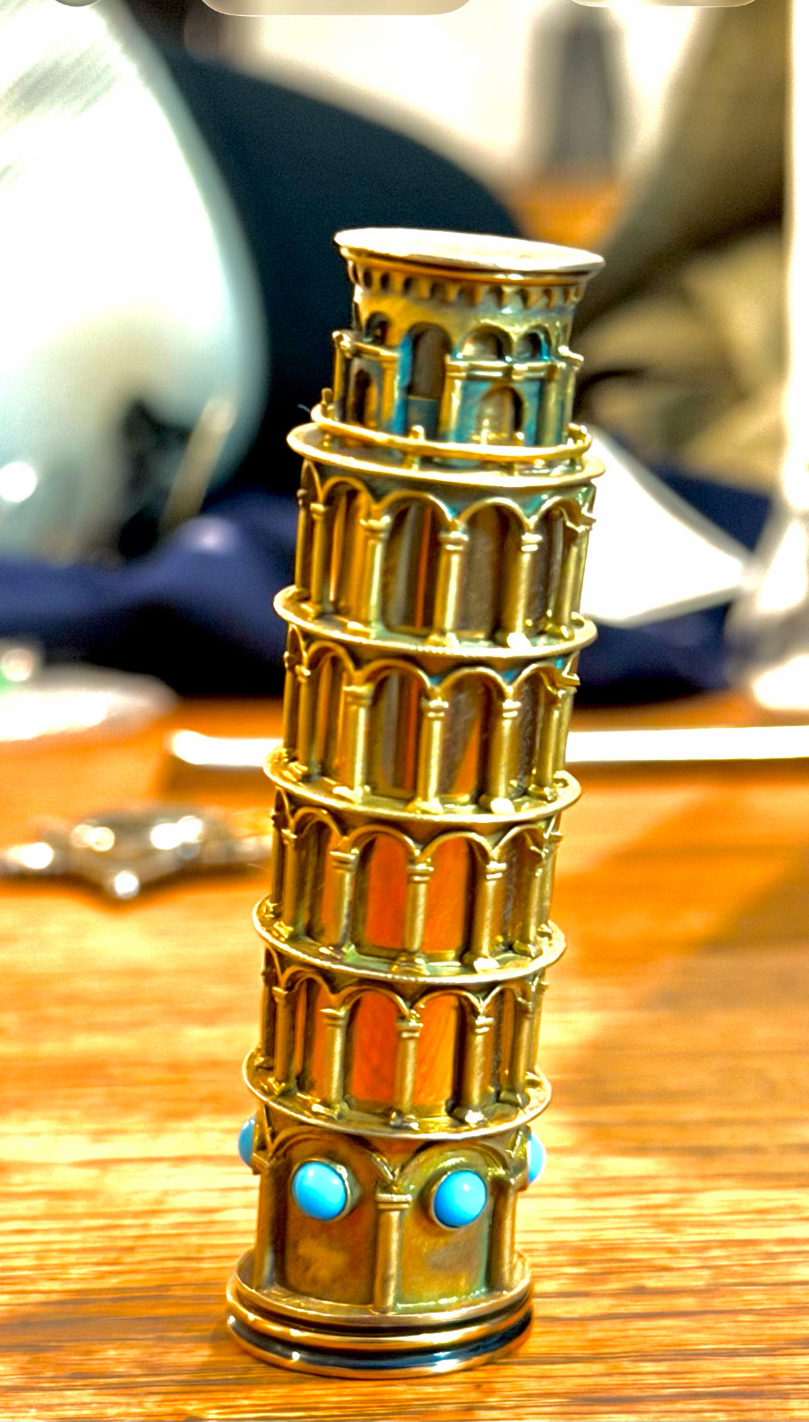 Leaning Tower of Pisa lipstick case (c.1950). Gold plated and available in 1962