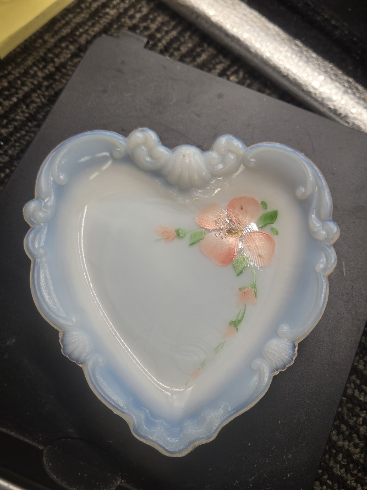 Heart Shaped EAPG Milk Glass Trinket Pin Dish Handpainted Pink Flowers**60-13